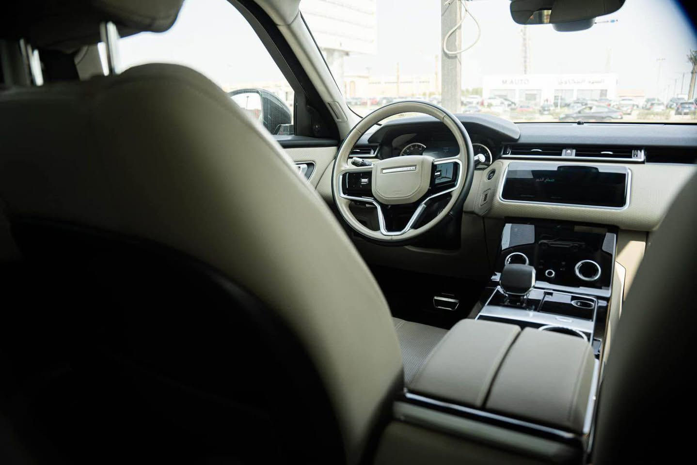 Range Rover Velar 2022
50,000 km
Rdynamic 
All fabric 
Protection الشيخ زايد, الجيزة


**إذا كنت صاحب هذا الإعلان وتريد حذفه لأي سبب، رجاءا أرسل رسالة إلى الدعم الفني**