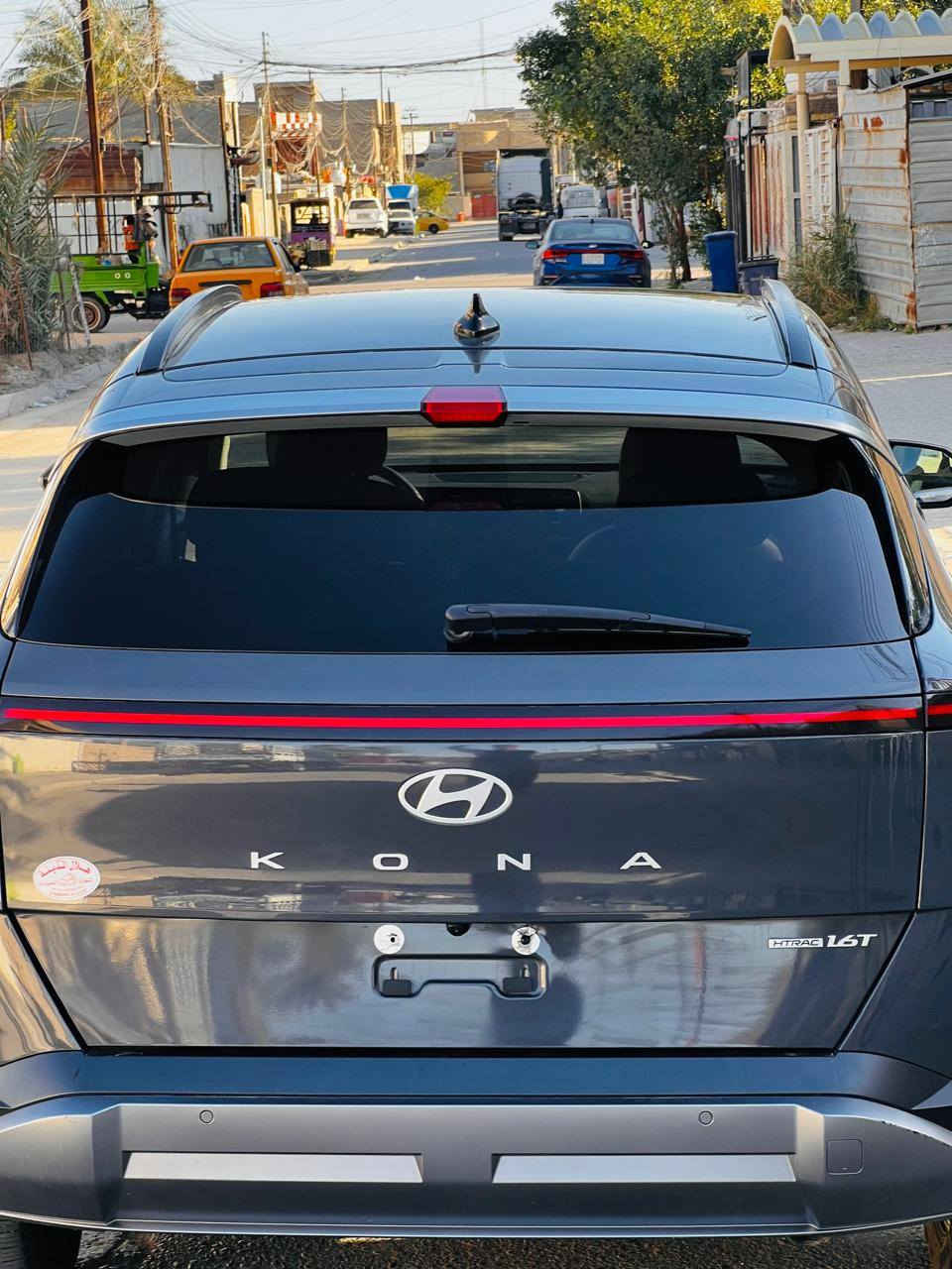 السلام عليكم هونداي كونا موديل 2024 وارد امريكي حادث جاملغ اليمن مبدل فقط وبنيد تصليح +طحه بجاملغ الخلفي  موصفات السياره تحكم اربع جهات شاشة لمس كامرا خلفية رادار امامي رادار جوانب وقوف ذاتي   ونظام  تحكم في بصمه  أنظمة قياده قطعتين تبريد كراسي جلد +تدفا تبريد مقاعد كهرباء كامرات 360 بصمة فحته  سلايت روف تشغيل عن بعد ترحيب  ذكي شاير بمري محرك 1600 توربو ويلكب 19 ماشيه 7000 ميل دخول جديد منفيس بسمي مكان بغداد زعفرانية يم جسر لتصال على رقم ***********
