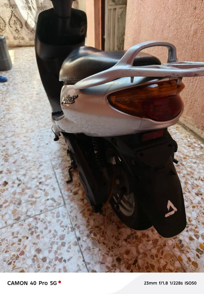 سلام عليكم دراجة اكزز حاوية ما نقصهة برغي مكلف بلنشر ***********
