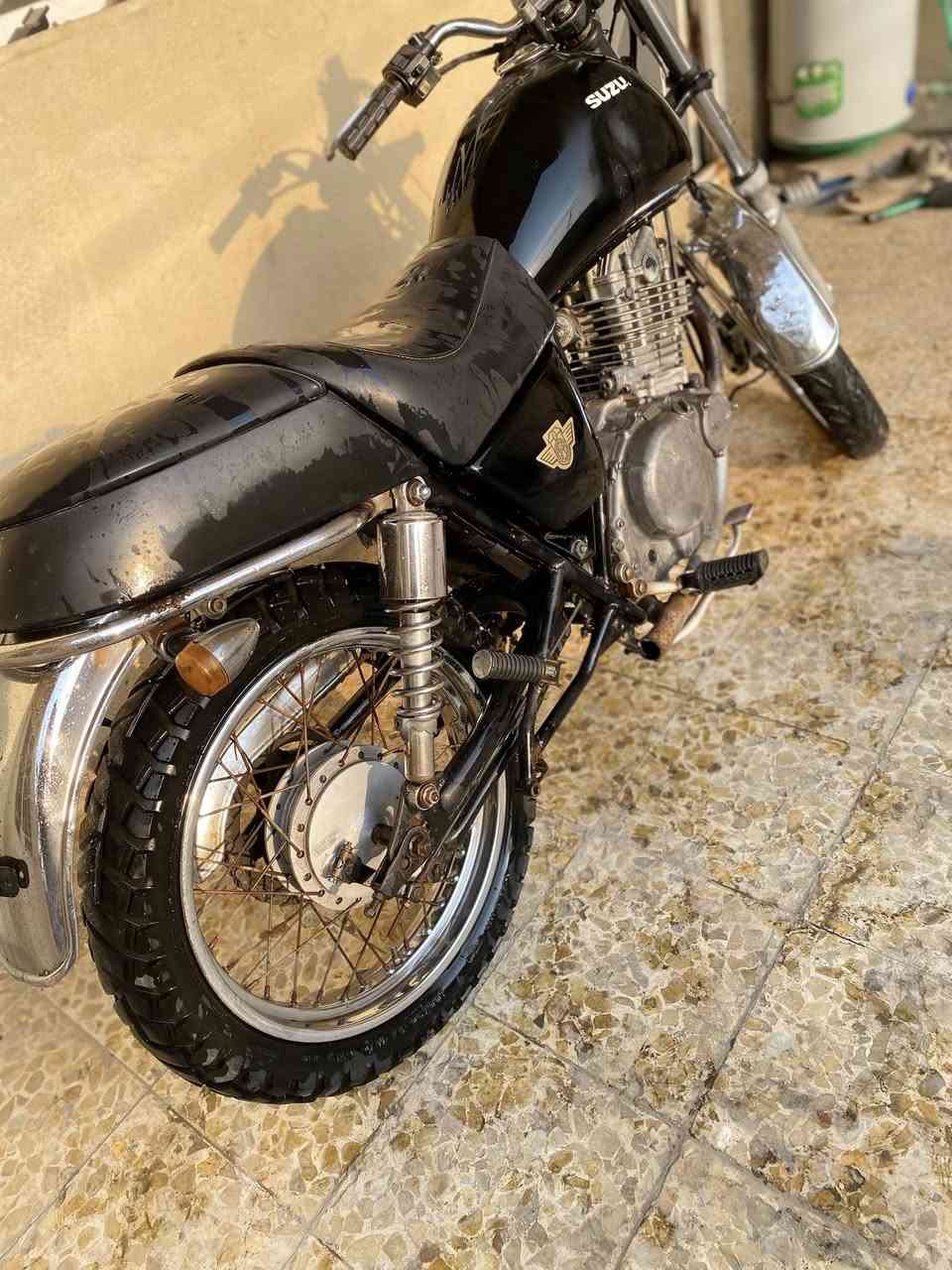 فولتي دراجه معمره وشغاله نكره سلف كله بلادي بيه نواقص بسيطه مازده لايت وصالنصه بيع او مراوس حسب القناعه مكاني كربلاء ***********
