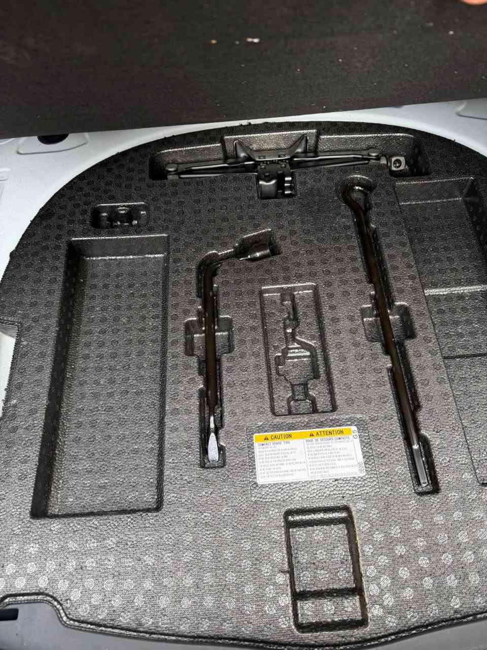 لون ابيض لؤلؤي السياره كلها كبس
داخل سيرفس شركه ساز
محرك 3.5
ماشيه 43k
كلين تايتل بيها اصبعين بارد فقط
فتحة سقف
حساس 360
كشنات ثنين كهرباء
تبريد قطعتين
مستشعر وقوف
مانع انحذار عن الطريق
توقف ذاتي عند الاقتراب من سياره
 ثلاث وضعيات قياده
نقط عمياء
لد داخلي كل السياره
اوتو هولد
مغلفة ppf الدعامية الأمامية والمازدات والمري
للاستفسار ***********
