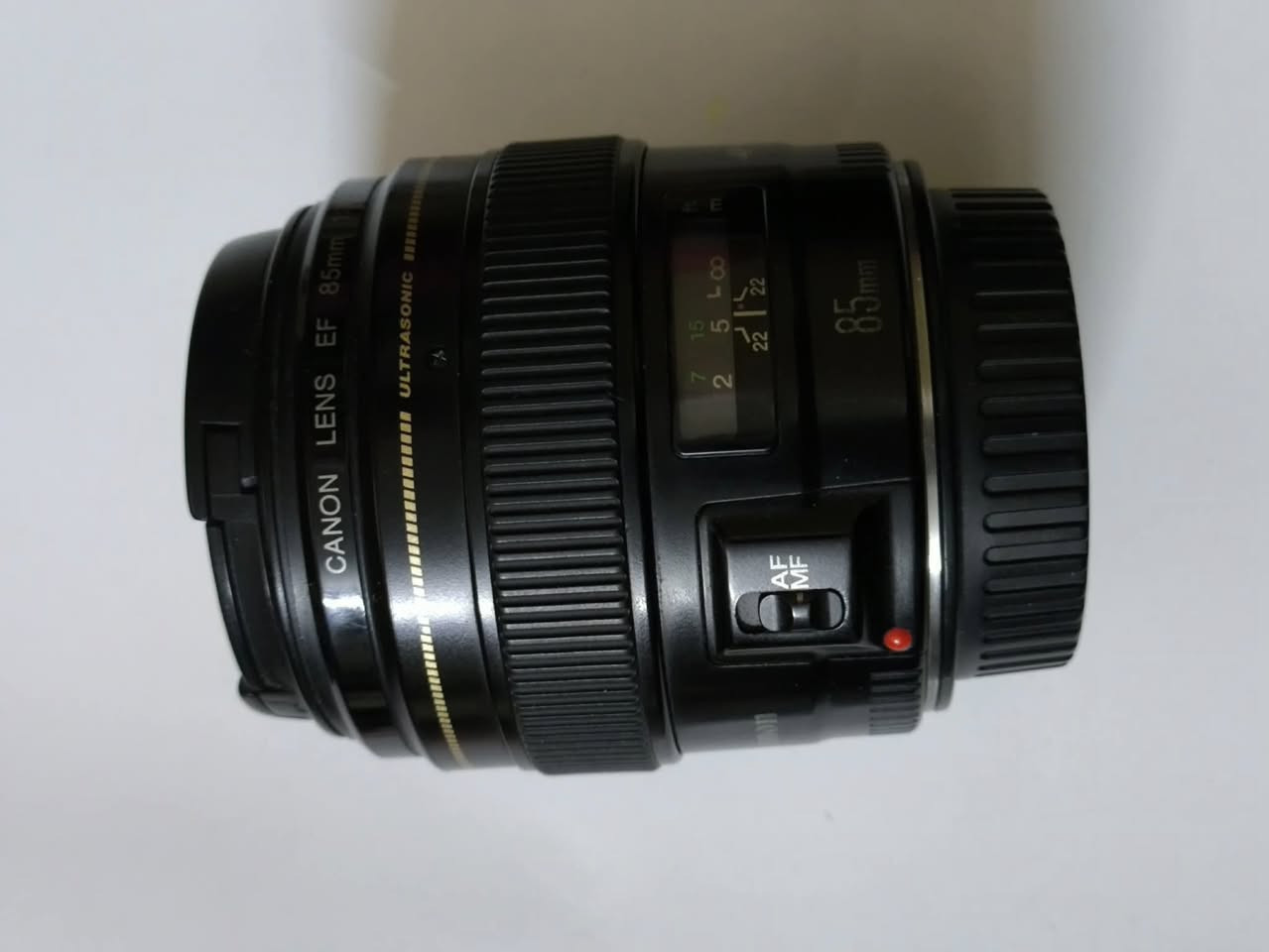 للبيع عدسات كانون أصلية – نظيفة وجاهزة للاستخدام
🔹 Canon EF 85mm USM

عدسة بورتريه رهيبة، عزل قوي، تركيز سريع وناعم، مناسبة للتصوير الاحترافي.

🔹 Canon EF-S 18-135mm IS Nano USM

عدسة متعددة الاستخدام، من وايد إلى زوم، بيها مثبت صورة، ممتازة للسفر والفيديو والتصوير اليومي.

✨ الحالة: نظيفات جداً

✨ الاستخدام: شخصي

✨ البيع: لعدم الحاجة

💰 السعر: 500 الف وقابل للتفاوض 

📩 للتواصل خاص / واتساب 

‭0781 612 4037‬

‭0783 812 5424‬

