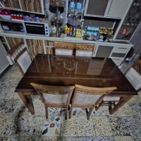 هذا ميز طعام البيع كلشي مابي جديد نضيف  6 كراسي سعره 350 الف بي مجال ت...