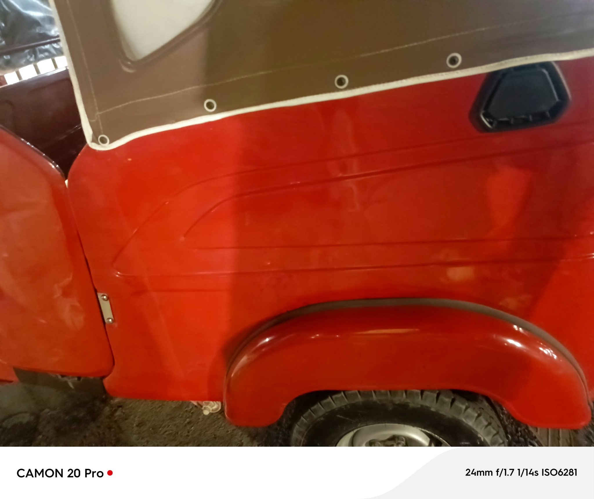 سلام عليكم تكتك موديل 21شهر 11تكتك مكفوله بس دوسه وحده معمره رقم وسنويه لوحه نكليزي بسمي تكتك خير من الله مكاني بغداد المشتل ***********
