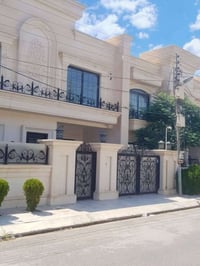 أربيل المربع الذهبي • ٢٥٠م • ٥ غرف طابقين