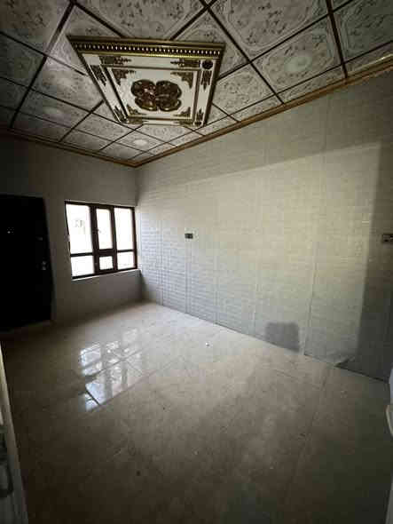 دار زراعي مضمون طابقين للبيع 

المساحه؛؛؛ 100 متر واجه 5 متر 

العنوان؛؛؛ حي الواسطي خلف فراس الحمداني 

يتكون من كراج و استقبال ومطبخ وغرفة نوم ومجمع صحيات مع درج داخلي وخارجي 

وطابق الثاني ؛؛؛ غرفتين نوم و هول ومجمع صحيات 

السعر ؛؛؛ 80 مليون 

،،،،،،،،،،،،،،،،،،،،،،،،،،،،،،،،،،،،،،،،،،،،،،،،،،،،،،،،

{{{{{{{{#نستقبل_جميع_عروضاتكم
_السكنيه_التجاريه_بكافة_مناطق_كركوك}}}}}}}}}
____________________

للمزيد من المعلومات مراجعة مكتب التاج الذهبي للعقار 

حي الواسطي مجاور بانزين خانه الاصدقاء مقابل دائرة الكمرك 

***********

***********
