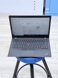 لينوفو T460s • i7-6600U • ضمان ١٢ شهر