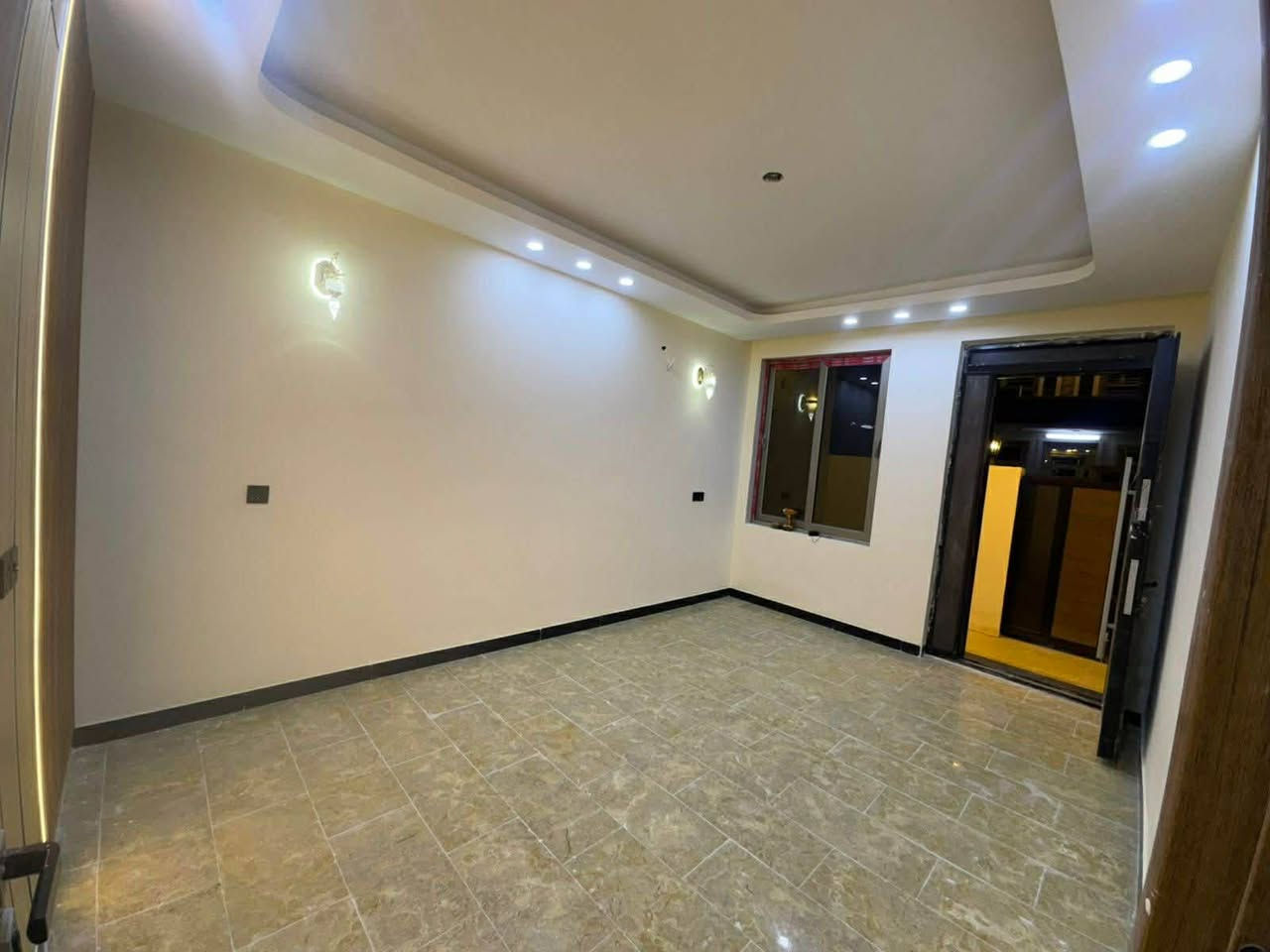 عل بركه الله
السلام عليكم ورحمة الله وبركاته 

دار للبيع المساحه ١٠٠ متر 

الواجهه ٤ متر 

النزال ٢٥ متر 

العنوان:-حي الجهاد/ديوان المخابرات/قرب شارع 60 

قرب شارع ٦٠/وقرب شارع المضخه التجاري/

يحتوي على/-غرف نوم عدد٣/صاله/مطبخ/صحيات٢/منور٢/بيتونه/سطحين/

طابو صرف/بناء حديث تسليم مفتاح/شارع عريض٢٠متر /

رصيف ٣متر/موقع ممتاز/سعر معقول/

للاستفسار الاتصال 

***********

***********

يتوفر واتساب
