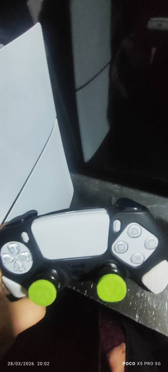 بلي5 سلم دجيتال مستعمل  اخو الجديد لل بيع
يجي ويا جوستك اصلي واحد
سعره 580الف وبي مجال  لل شراي


**إذا كنت صاحب هذا الإعلان وتريد حذفه لأي سبب، رجاءا أرسل رسالة إلى الدعم الفني**