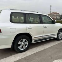 تويتا لاندكروز موديل 2012 فول GXR مكينه V6سته سلندر المرغوب  كير مكينه...