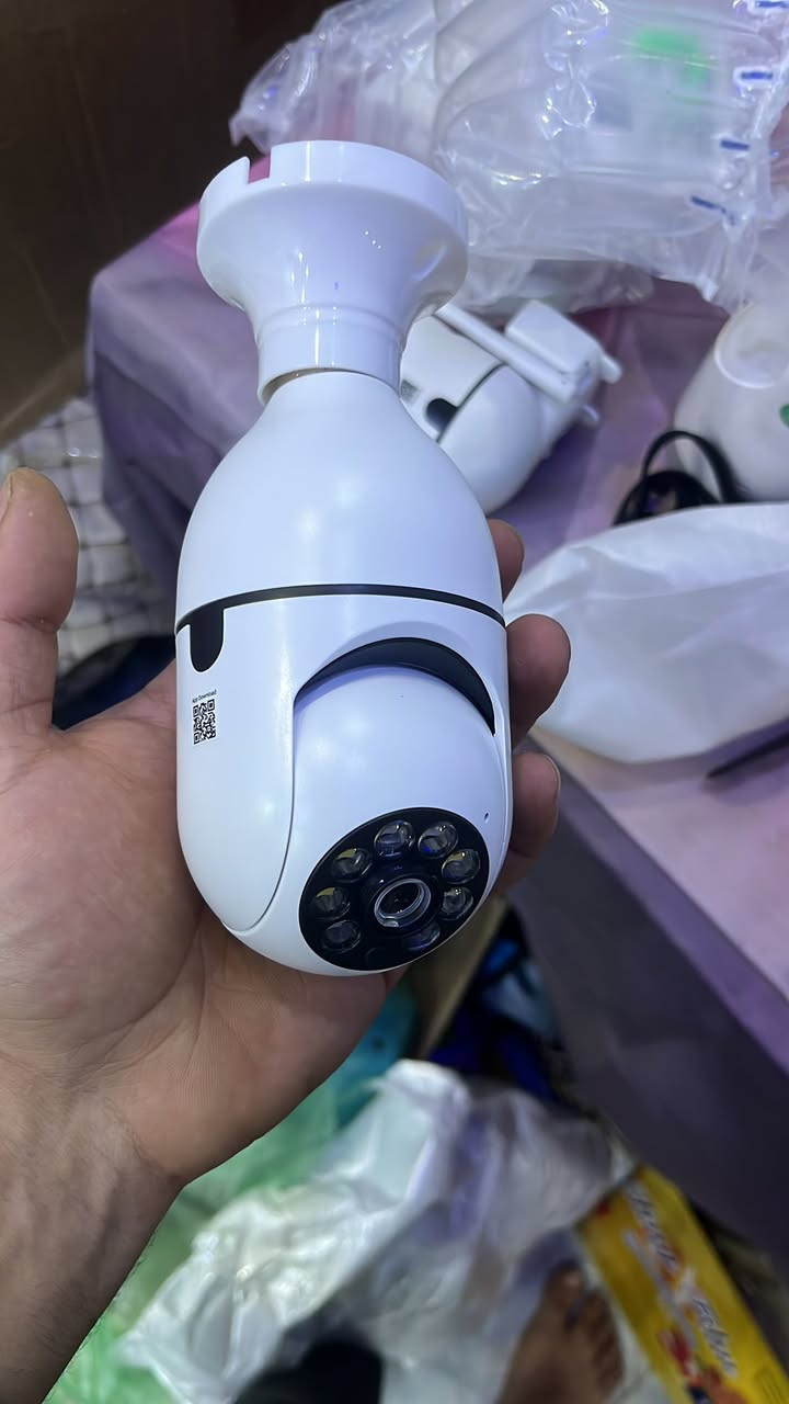 متوفر كامرات شكلين كما موضح بلصوره ٨ قطع


**إذا كنت صاحب هذا الإعلان وتريد حذفه لأي سبب، رجاءا أرسل رسالة إلى الدعم الفني**