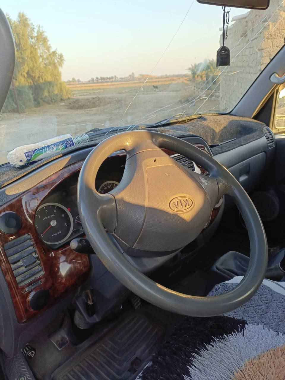 السلام عليكم للبيع كيه دبل قماره موديل 2012رقم بابل مكفوله كفاله عامه شرط التحويل من الزيرو جانينها تبريد حداديه كير اكسل كله كفاله شرط المكان بابل ناحيه الشوملي الاستفسار الاتصال على الرقم ***********
