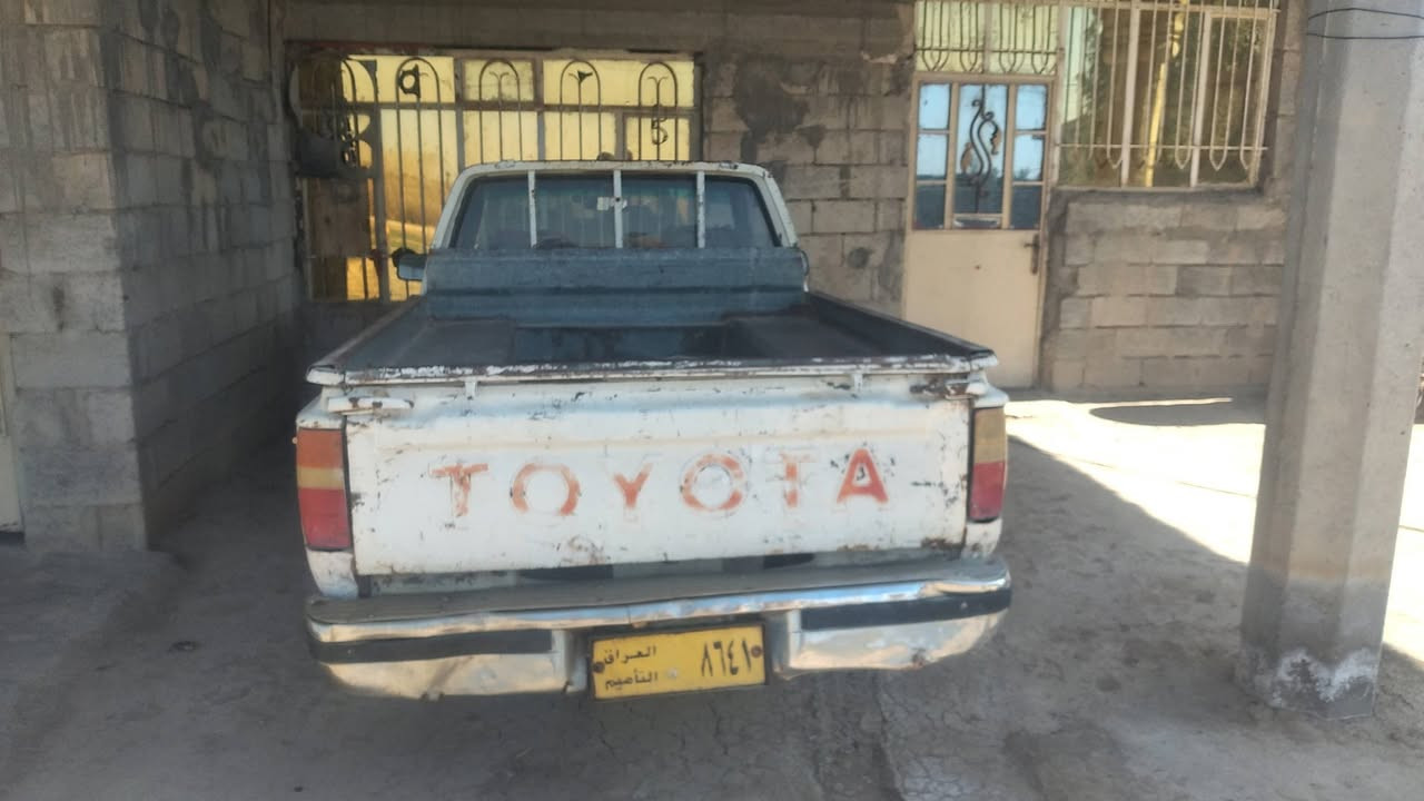 سلام عليكم سياره  موديل ٩٠ رقم اصفر كركوك  شرط  التحويل سعر  ٣٠ وبيه  مجال ***********
