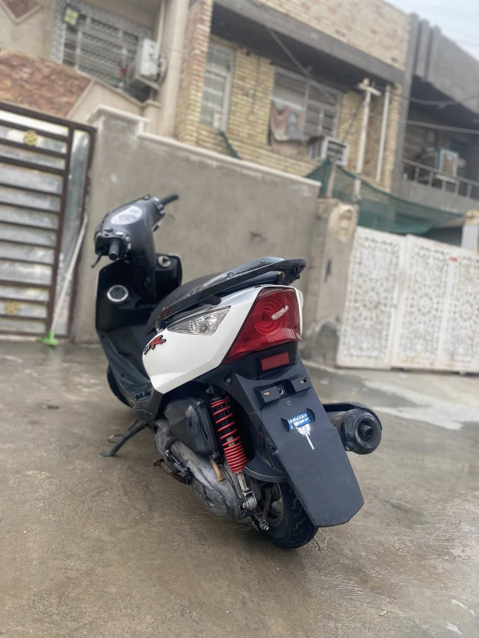 السلاام عليكم للمراوس شعدك نزل جيتي ار كفاله عامه مكينه بلاااد مكاني شعب ***********
