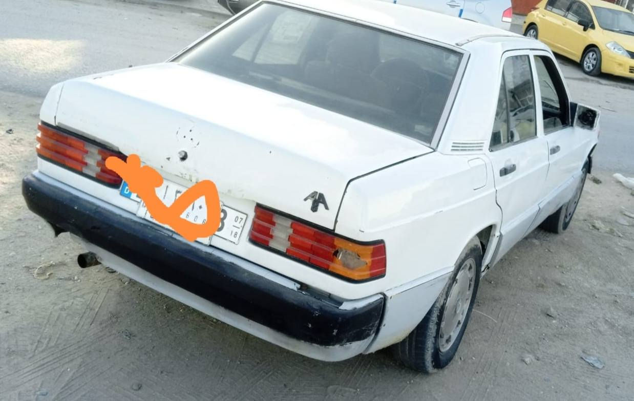 سلام عليكم سياره مارسدس 190السعر سياره 19
 موديل سياره 90رقم نجف الماني سنويه صاقطه راعيه نجف تحويل مباشر مكينه وكير ونجي 6سلندر سلندر اوتو سياره جاهزه من كلشي وكلشي شغال كير ومكينه بل كارتون تخم تاير حداديه كهربائيات خير من الله نقص تبريد فقط مكان سياره نجف تواصل عن طريق ***********
