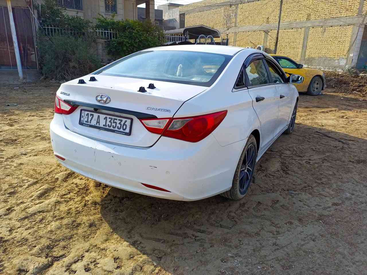 سوناته موديل ١٢ خليجي صبغ احزام جماليه مكفوله من حادث مكينه ٢٤٠٠ سعر ١٠٧ مكاني  ديوانيه بيع او مراوس معه فرق محتاز فرق ***********
