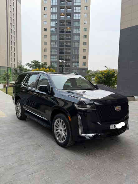 السلام عليكم اخوان للبيع فقط بدون مراوس

585 السعر
وبي مجال حك جيه 

كاديلاك اسكاليد موديل 2023 سبورت 600

وارد امريكي بيهه 4 قطع  صبغ فقط
ماشيه 35

السياره مواصفاتها غنيه عن التعريف 

كامره 4k
و٥ كامرات
داتاشو 
سماعات بتجاوي
كشنات تدفئة تبريد
كشنات vip
اوتو بارك
ترحيب ودخول ذكي
جنطه شفط وكهرباء برجل
وبعد بسهه مواصفات متخلص 
السياره بغداد
وباسمي تحويل ثاني يوم
***********
