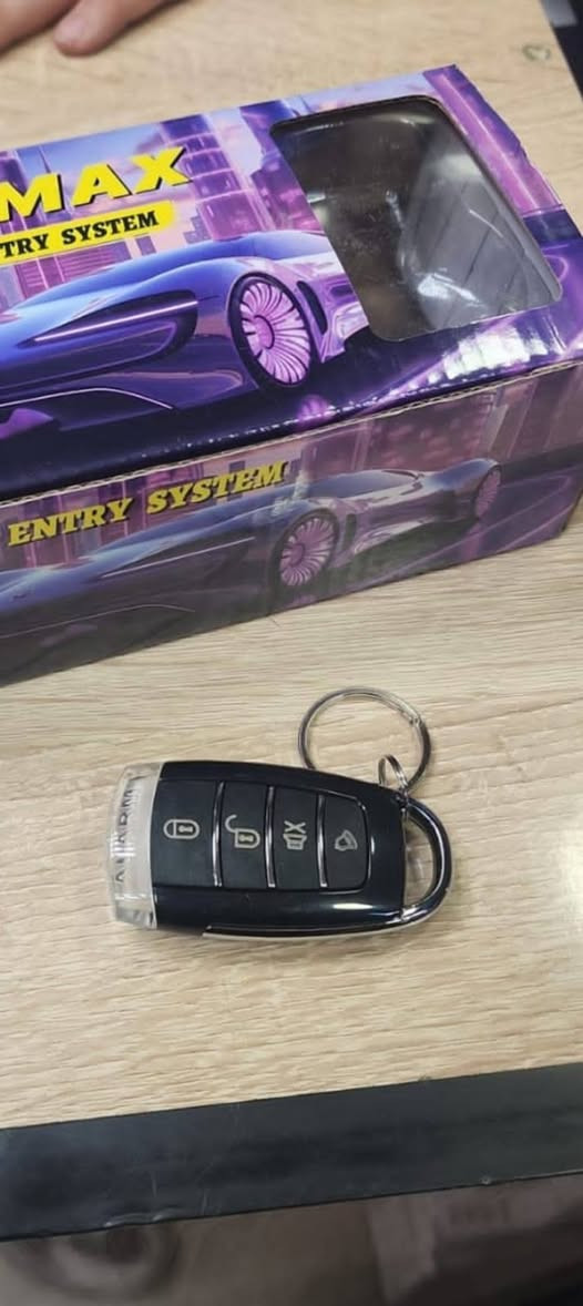 السعر ١٥ الف مع التوصيل 
جهاز سنتر لوك جوكر لكل السيارات

موجود اربع اشكال

متوفر جمله مفرد

للحجز مراسله الصفحه او واتساب ***********
