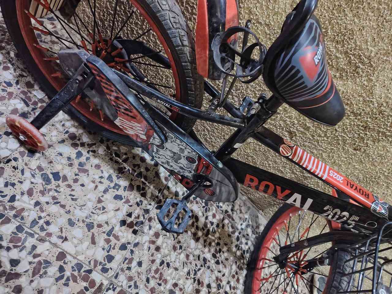 السلام عليكم عندي هذا بايسكل جديد مصار هواي من اشتريته تقريبا شهر وجديد بعده أريده ب٦٠


**إذا كنت صاحب هذا الإعلان وتريد حذفه لأي سبب، رجاءا أرسل رسالة إلى الدعم الفني**