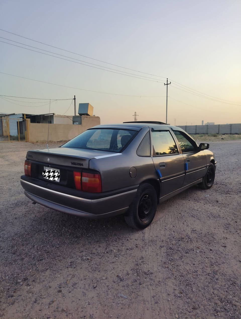 سلام عليكم اوبل فكترا موديل 92   سنويه  عظم عاج
رقم  الانبار تحويل مباشر     كير عادي محرك 2000    سياره بلاديه     صبغ عام جماليه 
كهربائيات كلها شغاله 
كير محرك شركه   تخم  تاير 
 السياره جاهزه من كل شيء مال جناي

السعر $  38 $ وبيها مجال

مكان السياره الانبار خالديه
الاستفسار اتصل  

☎️ *********** ☎️

☎️ *********** ☎️
