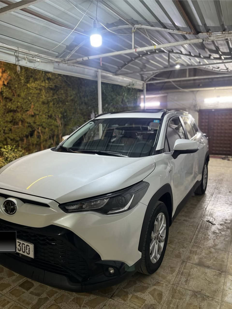 السلام عليكم للبيع فقط
فرونتلاندر 2025 هايبرد تجميع صيني 
رقم بغداد باسمي ماشية 2500km
مواصفات السيارة:
بصمة + بصمة ابواب 
فتحة سقف
كشن كهرباء
شاشة كاربلاي
فول تحكم ستيرن 
اوتو هولد
هاند بريك بصمة
داخل جلد احمر بلادي
رادار و تحديد مسار 
حمالات بلاك بيانو
ويل كب
بلوجكتر 
السيارة نظيفة كلش و بعدها على وضع الزيرو و كاعياتها موجودة و معتني بيها كلش و احلى من الصور 
السعر 27 مليون و 700 مجال كلش بسيط 
مكان السيارة بغداد الرصافة
تواصل: ***********
