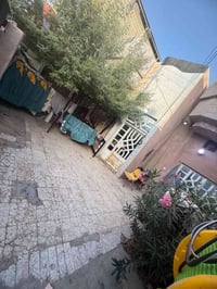 دار للايجار المساحه 200م  يتكون من غرفتين منام  استقبال  مطبخ وصحيات د...