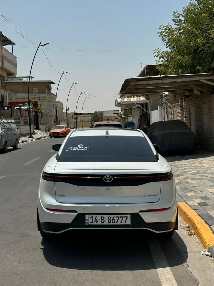 كراون 2023 Limited  للبيع او المراوس
وارد امريكي ضرر بسيط وموضح بلصور 

مواصفات 1/1 بانوراما 

محرك 2500 هايبرد

السيارة ب اسمي رقم مميز 

فول مواصفات لمتد

‎ ماشية 17الف كيلو

سقف بانوراما

‎لايت 4 عدسات

‎شاشة كبيرة + كيجات ديجتال

‎سستم صوت JBL + دمام خلفي

‎5 كاميرات 360 درجة

‎رادار  امامي + مانع تصادم + تحدي مسار

‎رادار خلفي + مانع تصادم خلفي

‎رادار جوانب + نقطه عمياء

‎بردة كهرباء

‎تحكم مقاعد امامي كهربائي

‎تحكم مقاعد خلفي كهرباء

‎مقاعد جلد اسود ملكي  + تبريد كشنات

‎شاحن وايرلس

‎ميموري كشنات

‎ويل 19 إنش 🛞

‎فول منافذ TPC + كار بلي 🔋

‎ باقي مواصفات الكراون معروفه

السعر310$ وبيه مجال بسيط

***********
