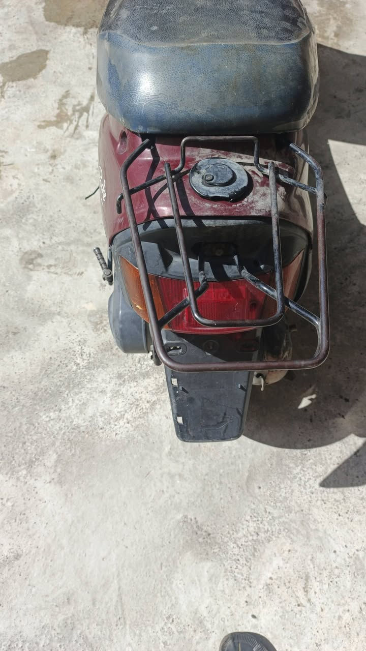 ماطور بزون مكينه شرط مره وحده معمر شاصي مقوى كهربائية شغاله اكسن شرط درعو كدام العين سعرو 225بي مجال بسيط هذا رقمي خابرني مكاني بل ايمن ***********او اسيا ***********
