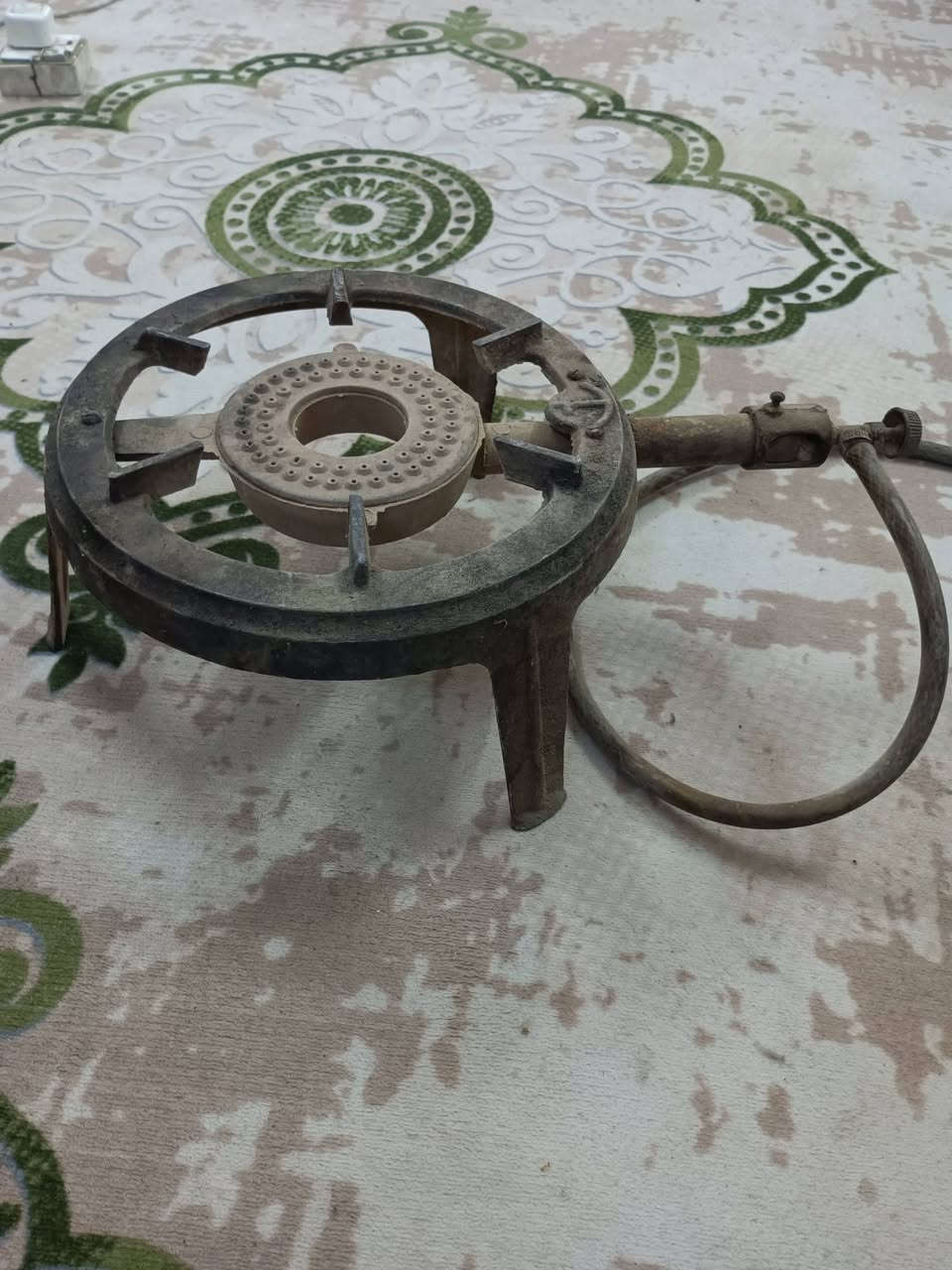 مثرامه يدويه وطباغ ثنينهن ب١٠ الف مكاني كربلاء ***********
