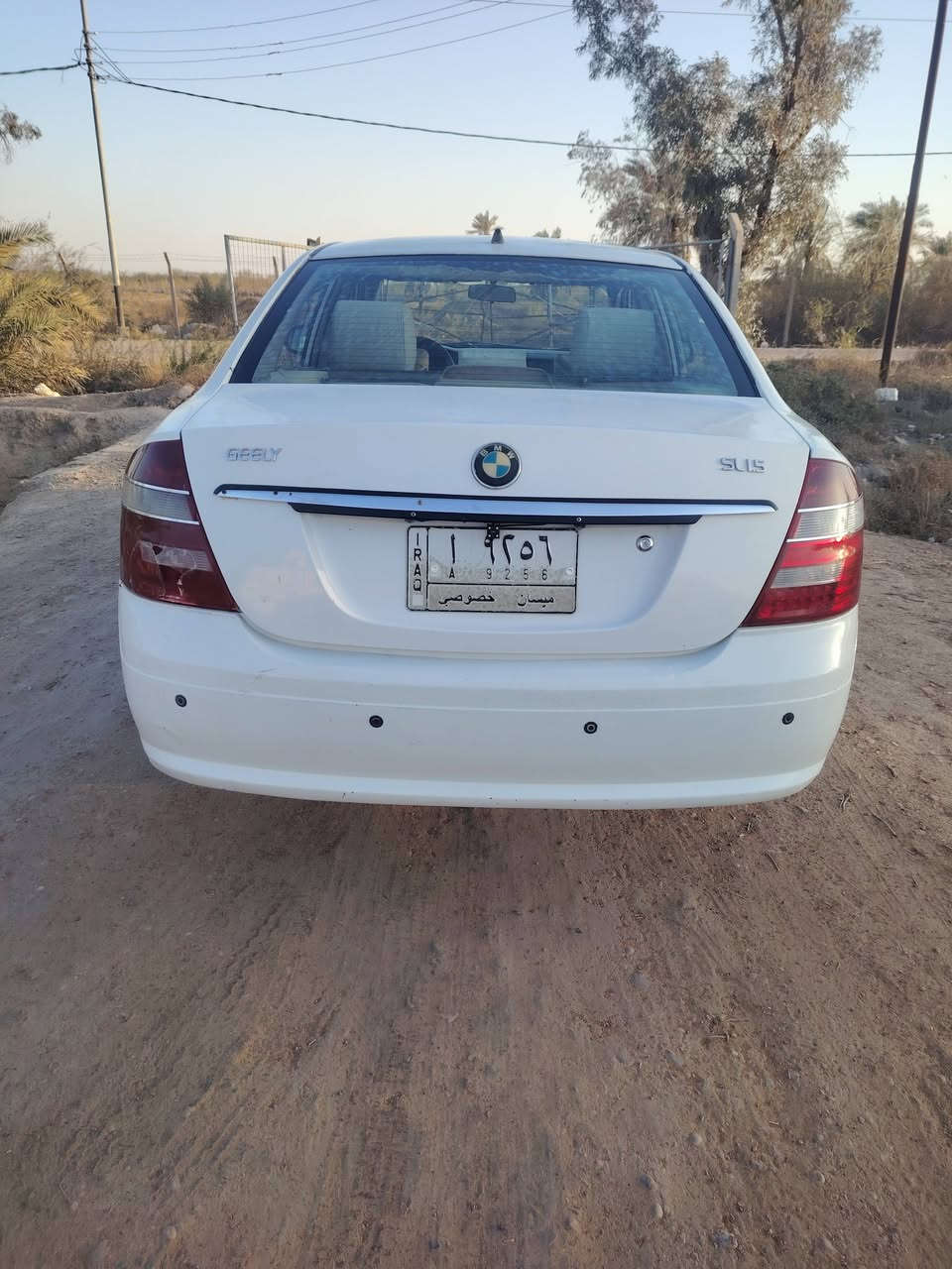 سلام عليكم سياره للبيع موبل 2013 سنويه صاقطه 2018 كفاله من التبديل كير ومكينه كفاله حداديه تخم تاير سعر42 وبيه مجال 
***********
