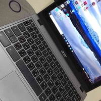 الكترونيات • لابتوب
