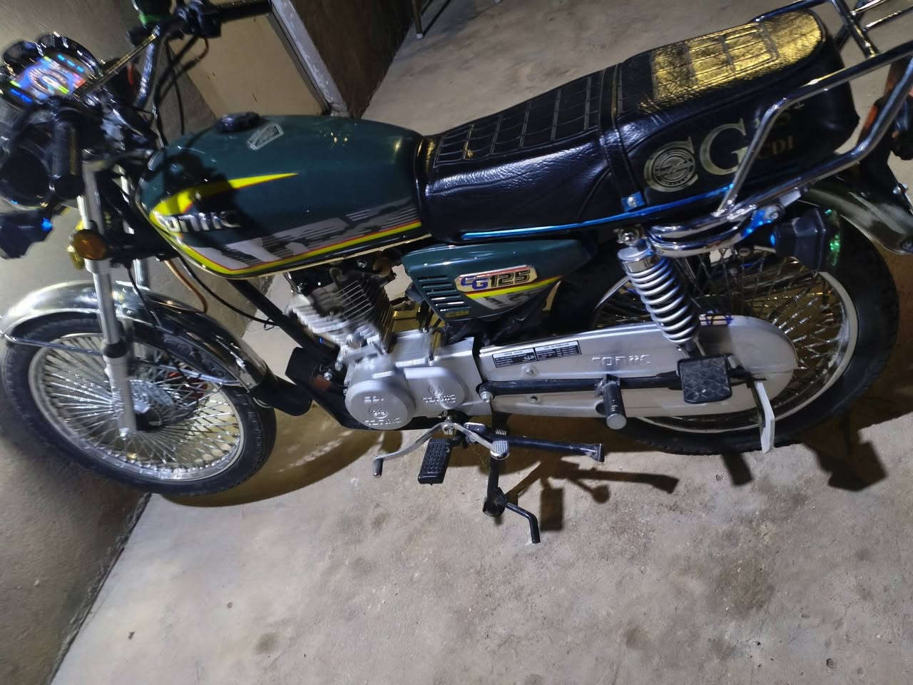 السلام عليكم تراجه تايكر سونك موديل 24 طالعه 25 شرط وراق صلي اذا مو صلي خسارلك مكانه مشروع المسيب طريق دولي جسر تقاطع جبله ولمشروع متواجد خاص او التصال على رقم تالي *********** السعر خاص او اذا اكو مراوس بسيفان 24 او 25 كون قريب علي
