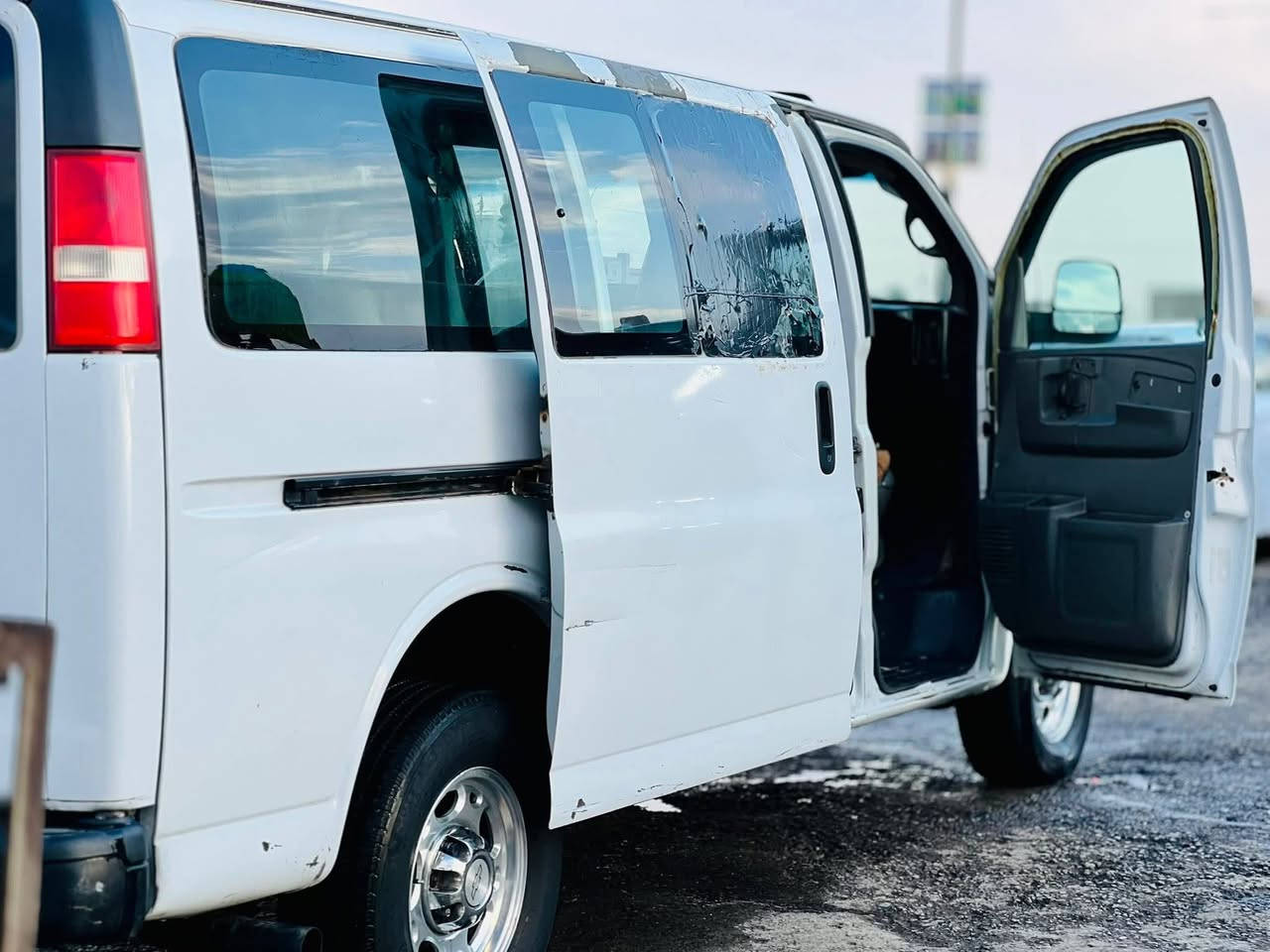 السلام عليكم سفانه بتره 11راكب سياره ماشاءالله :كير:مكينه:اكسل: شرط تبريد  هيئه مصفره السنويه مو صاقطه رقمه صلاح الدين لماني طخم تواير صدره جديد السعر115وبيها مجال مراوس بالفينيه 2006/2004
مكان السياره صلاح الدين الشرقاط


**إذا كنت صاحب هذا الإعلان وتريد حذفه لأي سبب، رجاءا أرسل رسالة إلى الدعم الفني**