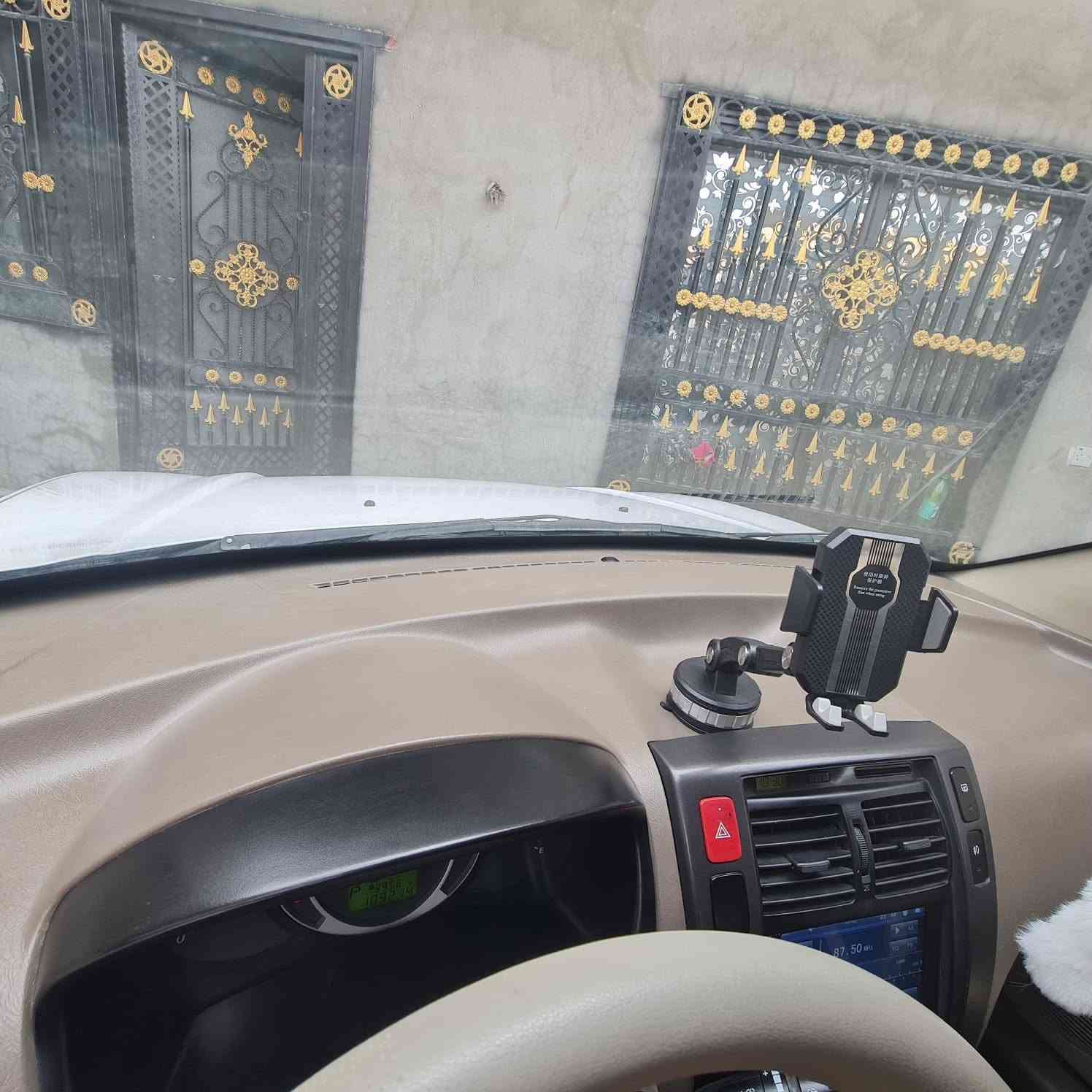 السلام عليكم 
توسان ٢٠٠٩خليجي
أربيل رقمه
سياره نضيفه ب معنه الكلمه 
السعر ١٣٧وبيها مجال 
مكانها بغداد***********
