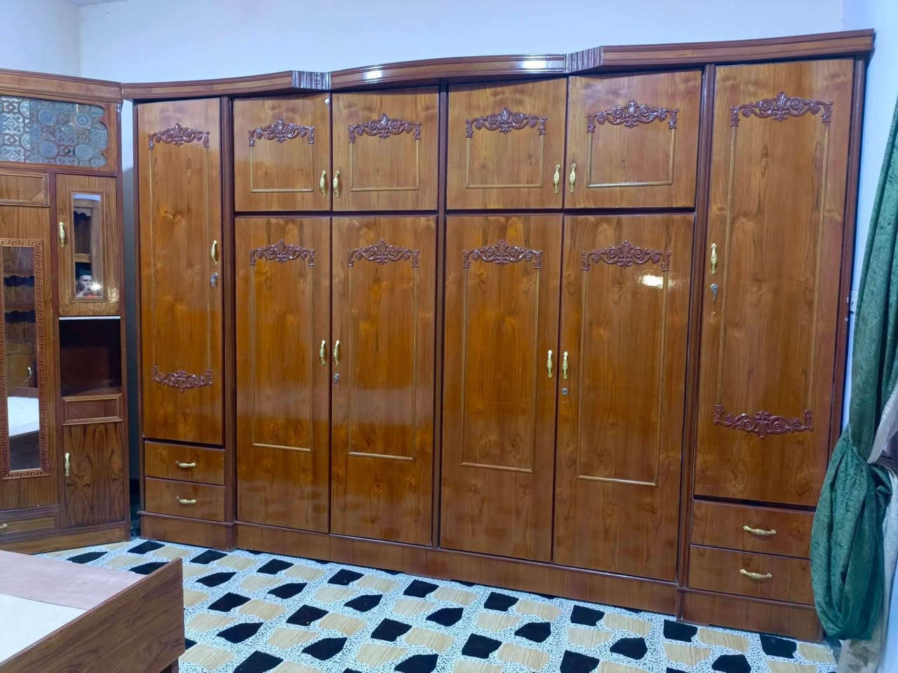 غرفه لبيع لسعر،850 وبيهه مجال رقم
***********
