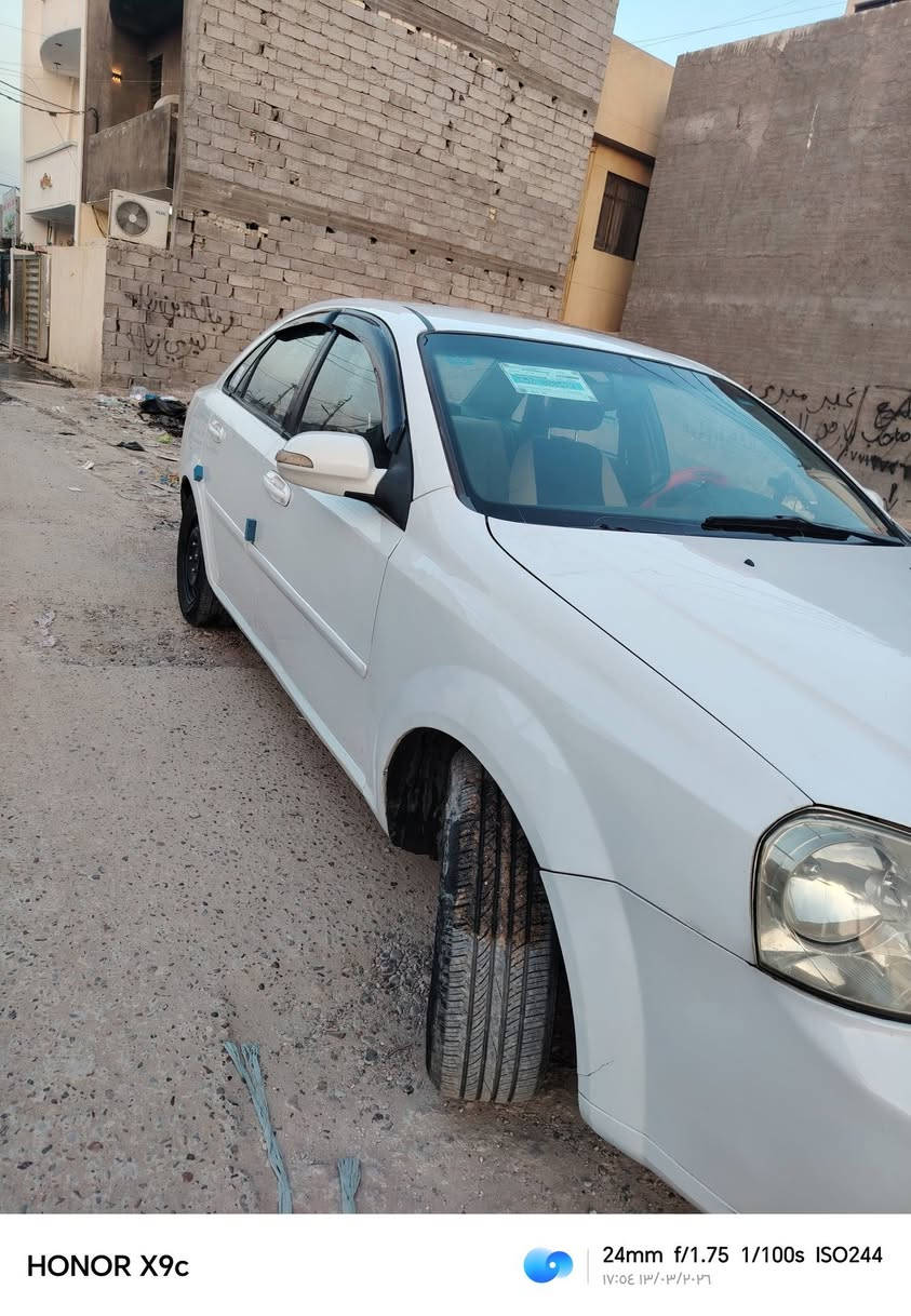 سلام عليكم 
اوبتر موديل 2011 بغداد
حلو وكلش مرتبه بيه نواعم تصليح بل احجول الجوء
وبل الهلال بي تصليح والبنيد كذالك بي صبغ ١٠ سنتيم
مكاني بغداد بسمي تحويل ثاني يوم
***********
