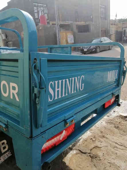 سلام عليكم شباب ستوته كفاله عامة
ستوته صارله شهر من طلعت من لوكيل كفاله عامه
مكاني العمارة أبو رمانه 
لسعر ٢٧٥٠
وترهم للمراوس
رقمي بي واتساب (***********)
