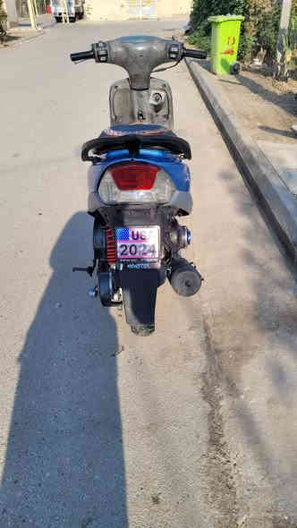 سلام عليكم  دراجه شغاله سلف هندر كهرباءيات شغاله  دراجه بس امبدله ولفات دراجه 50 بلاد السعر 600 وا الشراي بي خير او يدلل الرقم ***********
