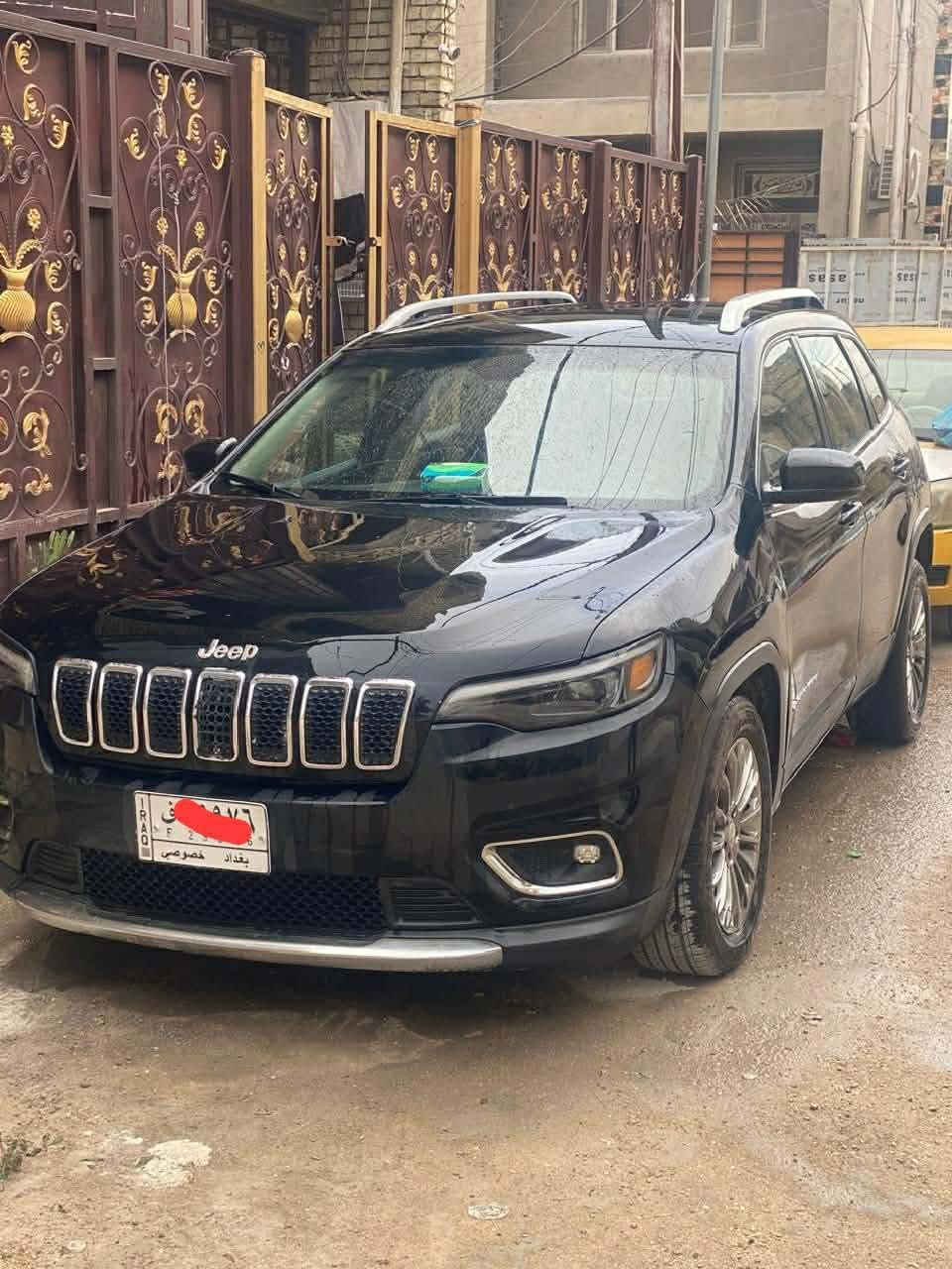 سلام عليكم رقم بغداد للبيع ابيع قسط بمقدمه 2019 رادار خلفي جانبي اتوةستوب بيه تبريد ثلج مكينه 2.4 ماشيه 48 تقريبا الف سياره جديده داخل جلد ولا شخطه ***********
