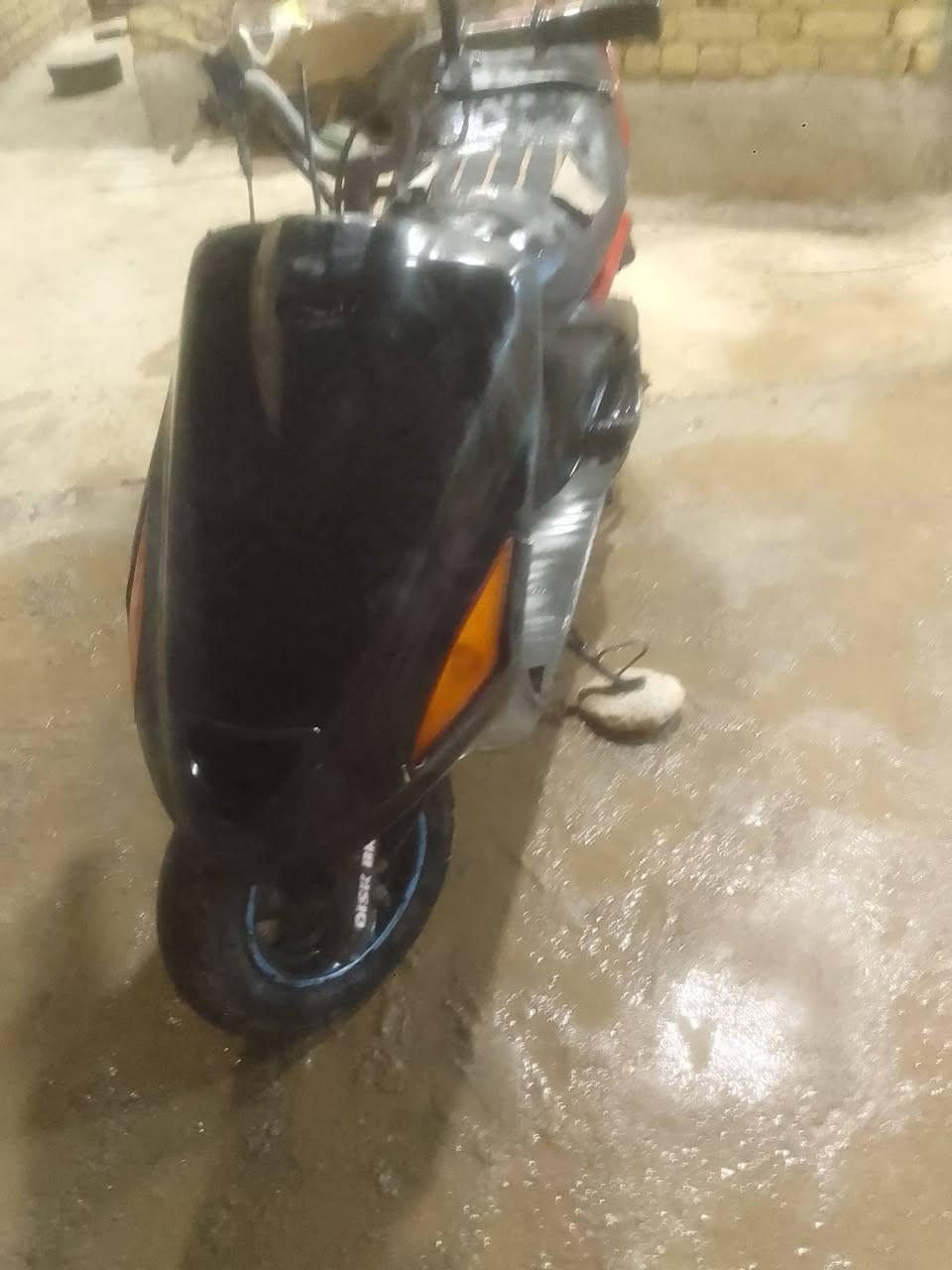 دراجة فراشة فحل
الدراجة نقصه بس صالنصه ونقوصات بسيطه 
شغاله هندر واحد 
200 وبيه مجال 
مكاني دوانية مركز 
تجفيته جديده الدراجة مصارله سبوعين


**إذا كنت صاحب هذا الإعلان وتريد حذفه لأي سبب، رجاءا أرسل رسالة إلى الدعم الفني**