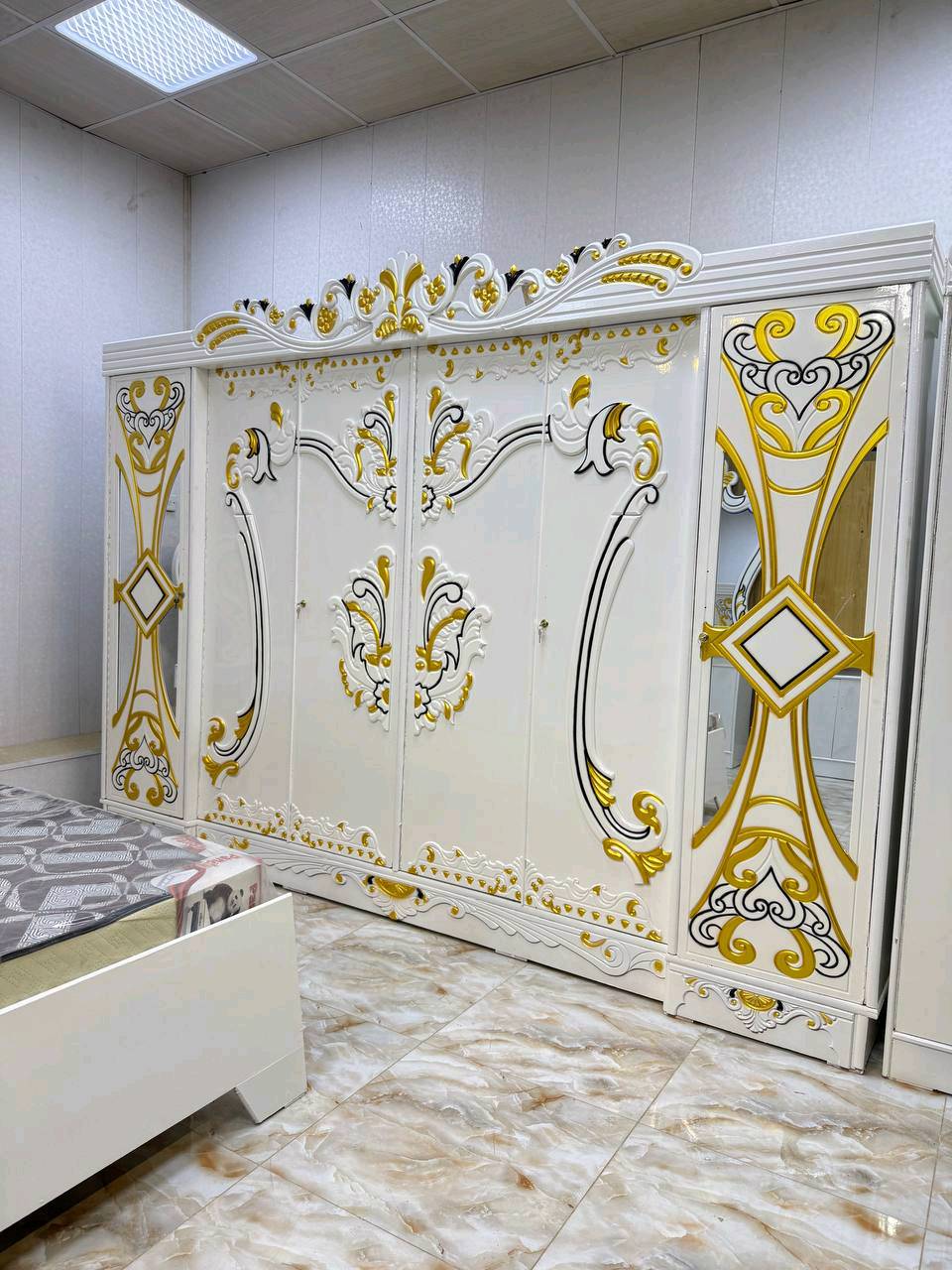 السعر // مليون و100

🔅تفاصيل الغرفة المرمري  ....

 خارج ٤ملم ام دي اف 🔺
وداخل صاج ٣ملم 
صبغ حراري  درجة اولى 


عدد القطع  ٧ قطع 😍
🔺1 //جرباية  قياس  ١٦٠ × ٢٠٠ 
🔺//ميز جانبي ايسر قياس ٥٠
🔺2// وميز  جانبي  قياس ٥٠
🔺3// زاوية ارتفاع مترين عرض ٨٠
🔺4// وميز بلازمه  
🔺5//وميز مراية ارتفاع مترين عرض ١٢٠
🔺6// وكنتور ٦ باب  ارتفاع مترين و١٥ طول ٣ متر و١٥

القطعه الثامنة حسب الطلب شازلون
سعرها ٥٠ الف ❤️

(توصيل مجاني مركز بغداد )
التوصيل يشمل الشد مجاني 🔥
(اطراف ٥٠)
باقي المحافضات حسب البعد
توصيل الجميع محافظات العراق 

الاحجز والاستفسار راسلو الصفحه