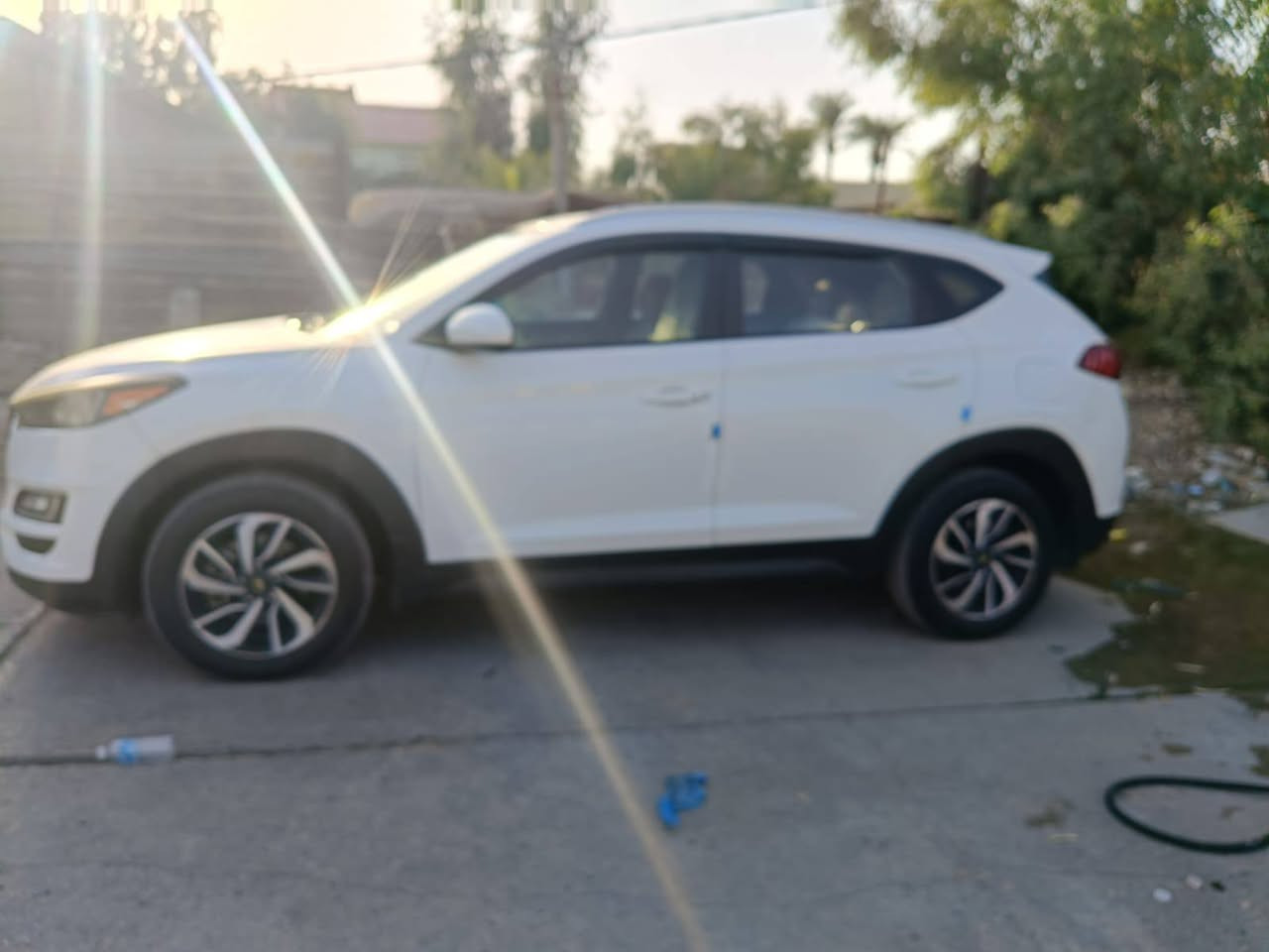 سلام عليكم توسان 19 وارد أمريكي رقم بغداد 
بيها قطعه وحده صبغ سياره جاهزه 
مابيها أي نقص ***********
