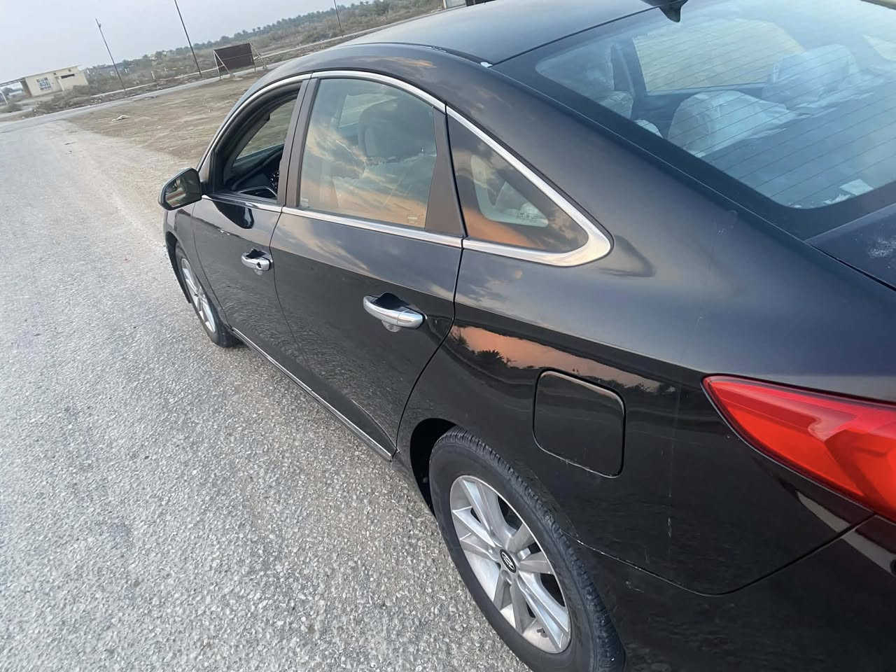 سلام 🙋 عليكم ( موديل ١٥) امريكي.  ( جاهزه من كلشي كير مكينه حداديه جدد تخم تاير تبريد تحويل مباشر ( بيه ضرر بل جاملغ خلفي  شويه بل العراق 🇮🇶. تحويل مباشر. مكاني بابل *********** سعر ١٠٥ وبيه مجال بسيط
