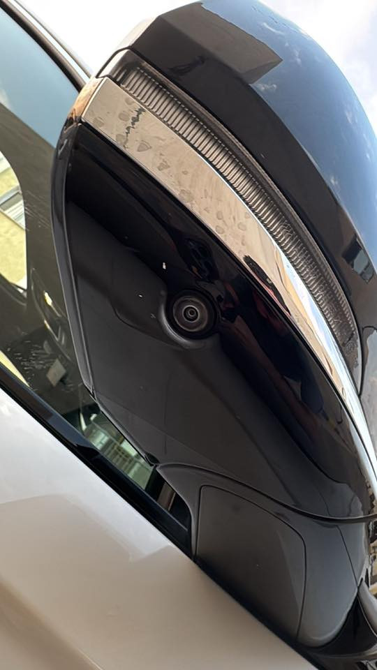 السلام عليكم 
جيب 2023لمتدد وارد ضرر كما موضح بل صور رقم بغداد بسمي تحويل مباشر (للبيع او مراوس لاندكروز او تاهو )
مواصفات المتدد معروفة ميحتاج اذكرهن والسونار من ضمن المنشور 
ماشية 66الف 
السعر 285وبيهة مجال بسيط 
اي استفسار ***********
مكاني بغداد حي القاهرة
