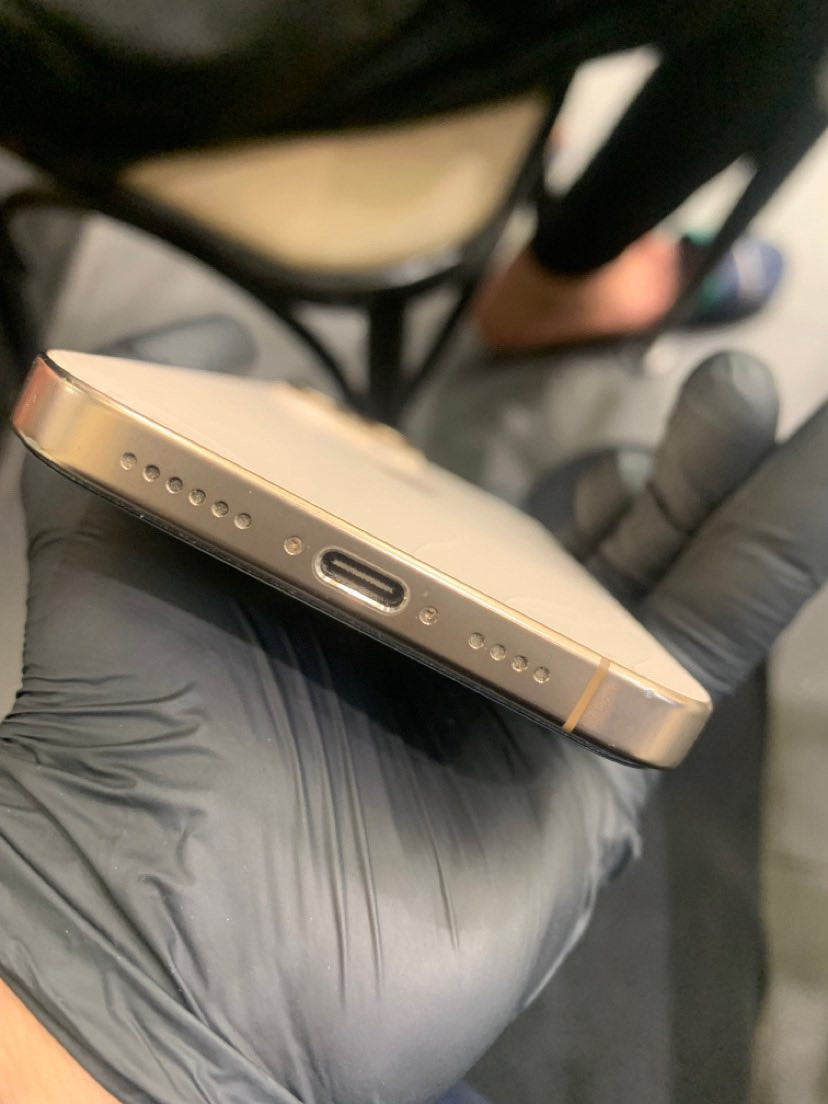 ١٦پرو ما كس٢٥٦ /٢سيم پاترى كا رتونى له گه له ٩١ به س پشتى شكا وه جيا زه كه نه كرا وه ته وه شوين هه و لير نرخى٨٠٠$دولار


**إذا كنت صاحب هذا الإعلان وتريد حذفه لأي سبب، رجاءا أرسل رسالة إلى الدعم الفني**