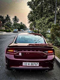 ٣٦٠٠ ٦سلندر • ٢٠٢١ • جلد احمر