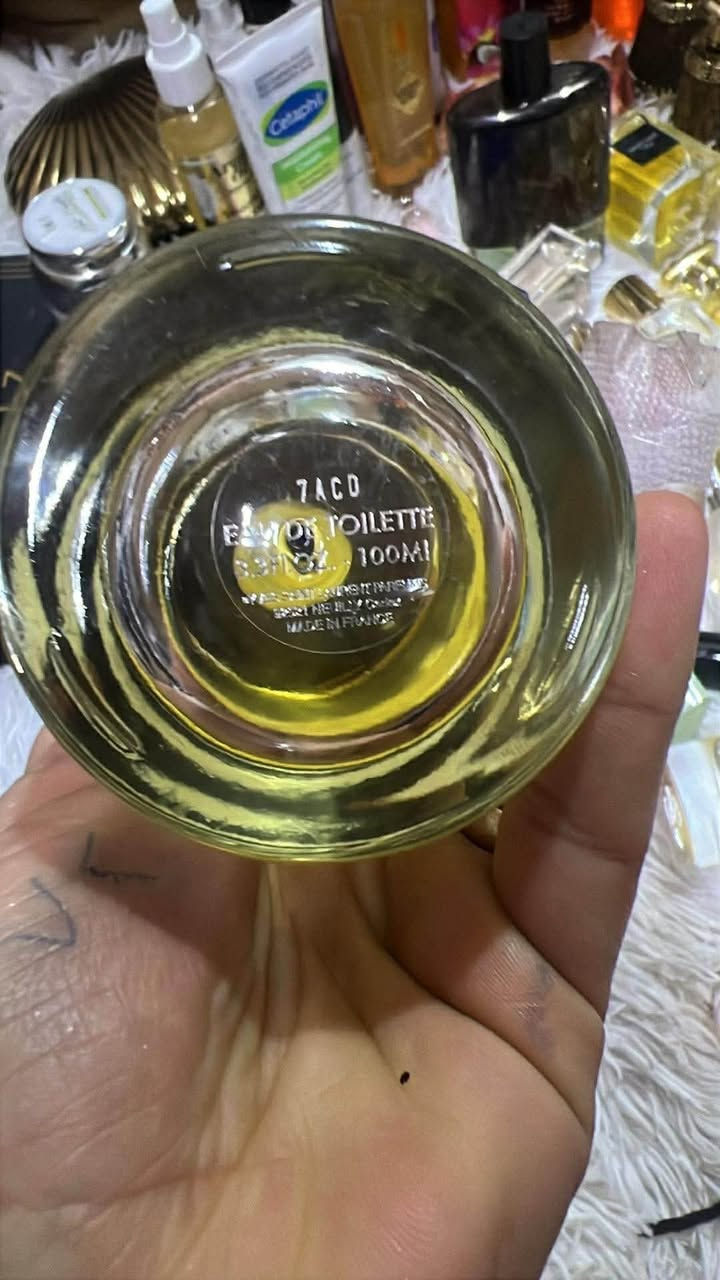 عطر إف سان لوران لأصلي ناقص شويه مال باله تفاصيل بالصوره الحجز عالخاص ❤️


**إذا كنت صاحب هذا الإعلان وتريد حذفه لأي سبب، رجاءا أرسل رسالة إلى الدعم الفني**