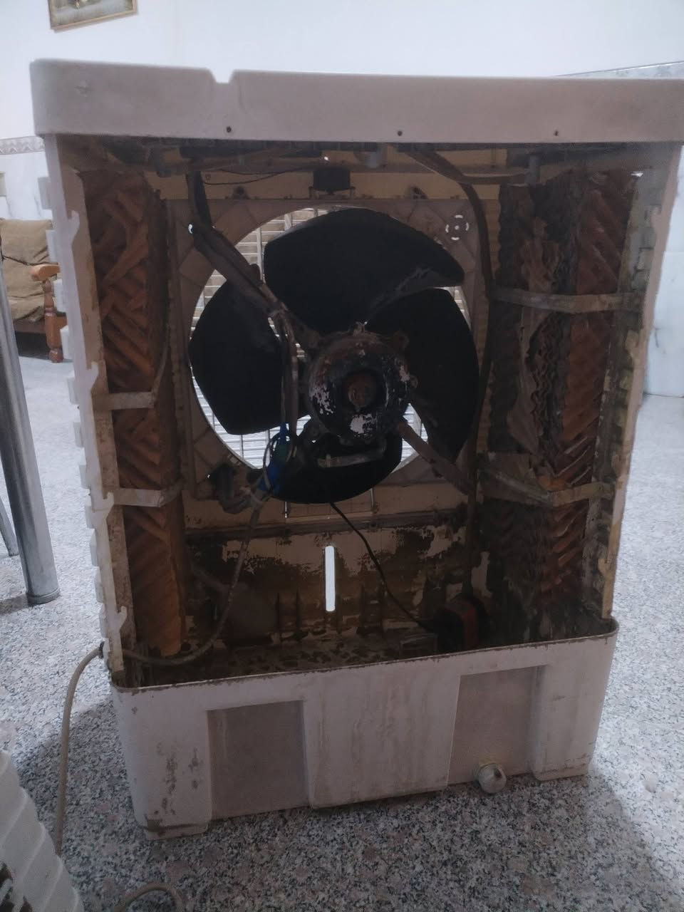 سلام عليكم
كونفيرات شغالات

كبيره وحده

وسط وحده

سعر ٥٠ الف قفل ثنينهن
العنوان بغداد الدوره الاثورين
رقم الهاتف ***********
