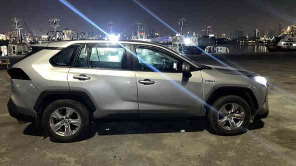 السلام عليكم أعضاء الكروب المحترمين تيوتا راف فور وارد ياباني اصلي محور يابان كله بلاد بدون  كص موديل ٢٤ زيرو ماشيه ١٠ السياره بصمه  كرسي كهرباء تحديد مسار  توقف ذاتي حساس كامير  السعر ٢٠٥ وبيه مجال للطيبين  حادث السياره طخه في باب عكس السايق وصبغ ربع الباب الخلفي  رقم التلفون *********** السياره رقم السياره هايبرد
