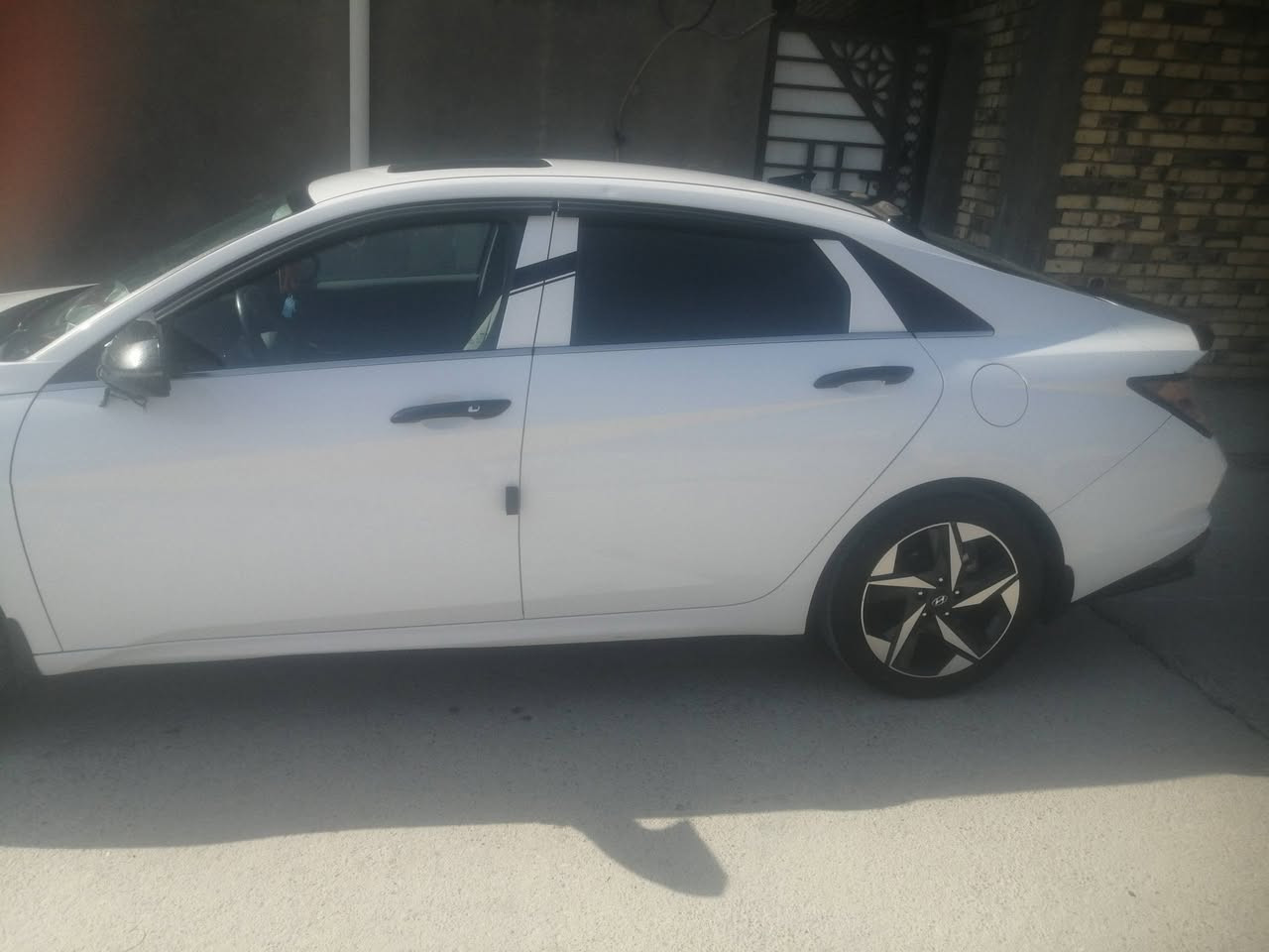 النترا مديل 23 خليجي محرك 2000 السياره باقي سنتين وتخلص لسياره يعني شركه فول مواصفات للتواصل ***********
